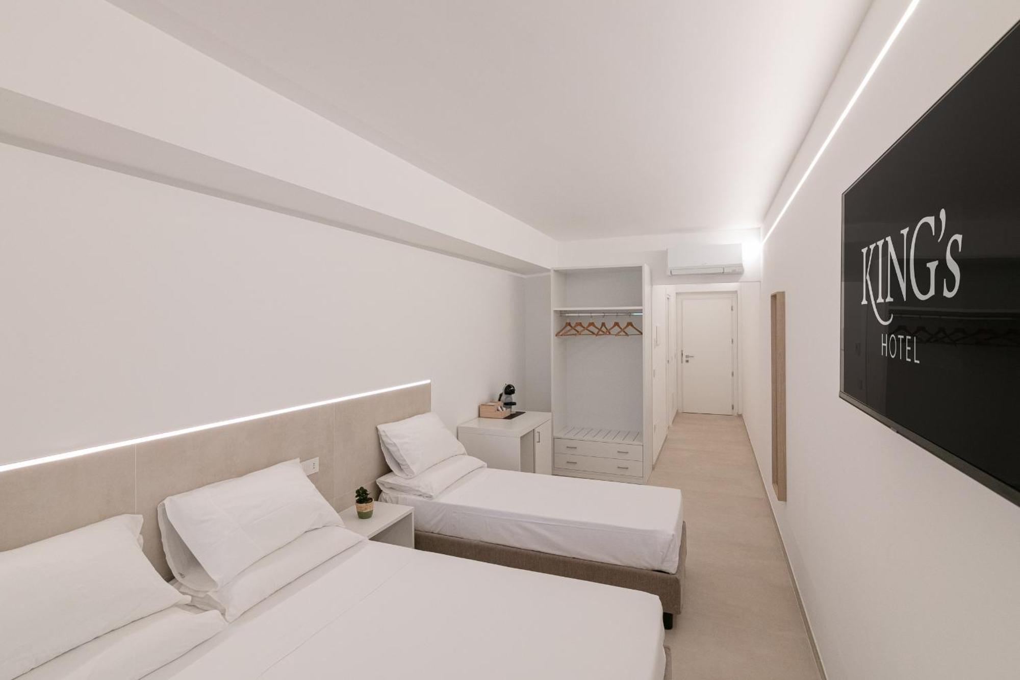 King'S Rooms Termoli Exterior photo